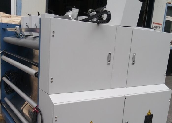 China Calefacción de inducción de papel elegante de la máquina de la laminación para la combinación caliente de la película proveedor